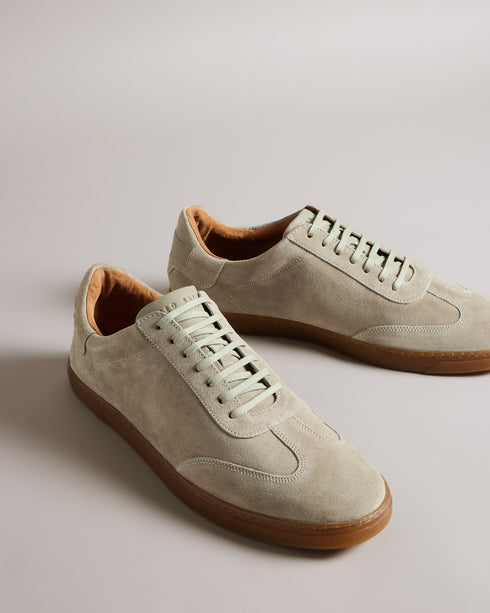 EVRENS-Sneakers-Sleek and stylish, EVRENS will take your shoe collection to new heights. With a low top design, lace up closure, and round toe, these timeless shoes are perfect for all your on-the-go adventures. Their suede leather and smooth leather details give these sneakers a sophisticated touch, while the debossed logo makes a subtle statement.By purchasing this product, you are supporting responsible leather manufacturing through the Leather Working Group. Trainers Low top Lace up Round toe Suede leat